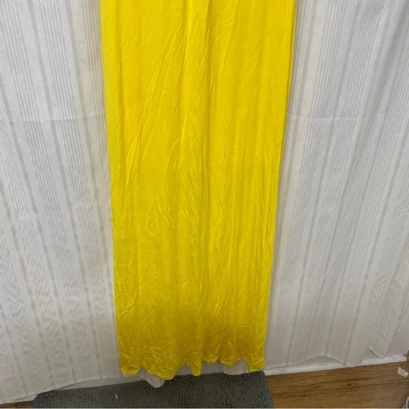 NWOT💥 Paris to Jena bright yellow maxi dress with midriff cutout! - Picture 4 of 8